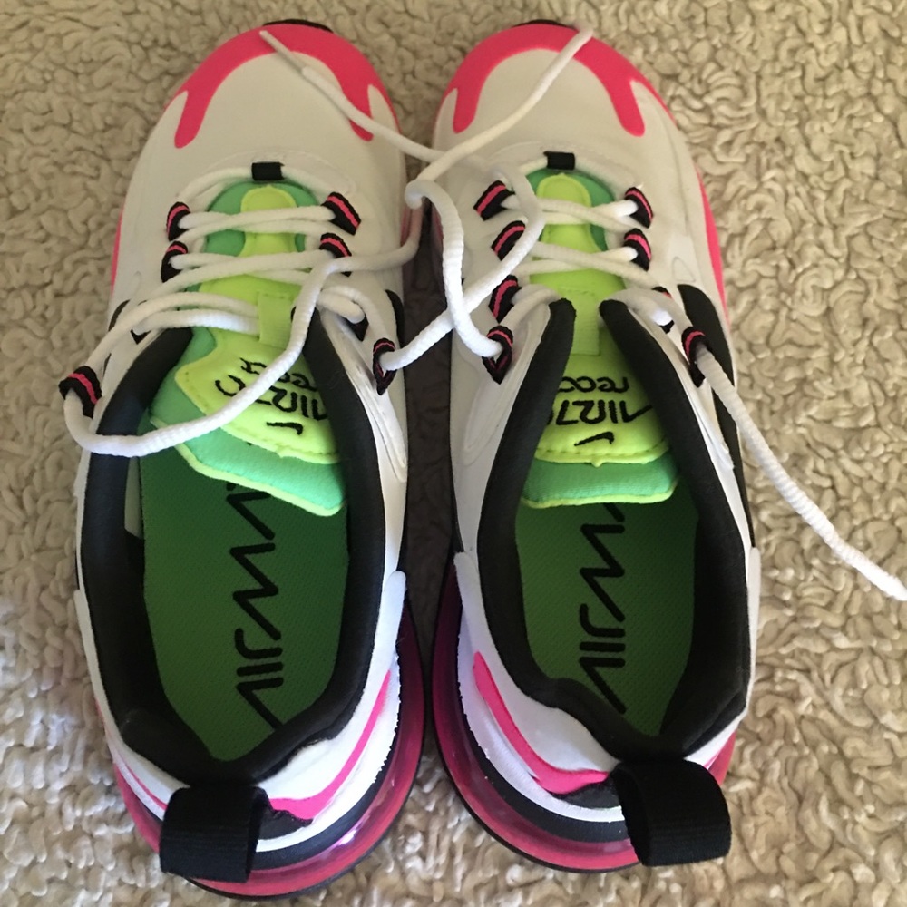 Nike - Picture 6 of 12